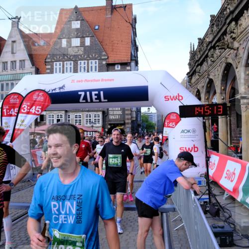 13.09.2026 - 21. swb-Marathon Bremen Tim E. http://msf.ph/oto/10379894 13.09.2026 13:15:34 Ziel 1664, 3357, 3743, 4111, 4382, 4646, 4992, 5003, 5149, 5385, 6011, 6773, 6902, 7346, 7432, 7497, 7515, 7717, 7730, 8086, 8254, 8255, 9253, 9338, 9483, 13137, 13139 meine-sportfotos.de