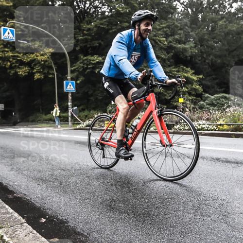 13.09.2026 - Stadtparktriathlon H.Heesch http://msf.ph/oto/10379901 13.09.2026 10:16:21 Radfahren 221, 345 meine-sportfotos.de