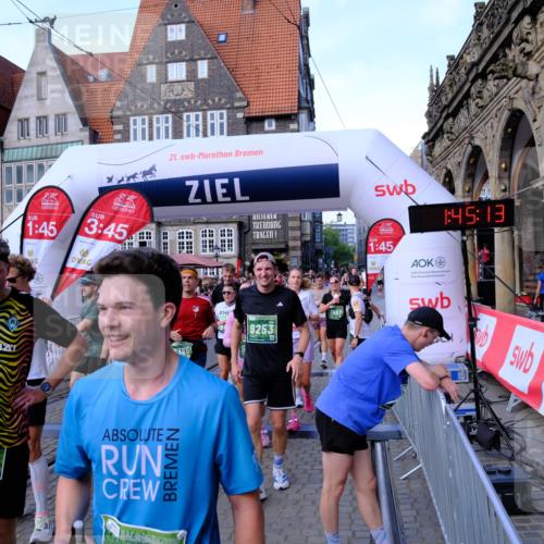 13.09.2026 - 21. swb-Marathon Bremen Tim E. http://msf.ph/oto/10379902 13.09.2026 13:15:35 Ziel 1664, 3357, 3743, 4111, 4382, 4646, 4992, 5003, 5149, 5385, 6011, 6526, 6773, 6902, 7346, 7432, 7497, 7515, 7717, 7730, 8086, 8254, 8255, 9253, 9338, 9483, 13137, 13139 meine-sportfotos.de