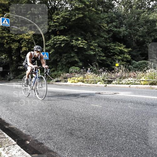 13.09.2026 - Stadtparktriathlon H.Heesch http://msf.ph/oto/10379906 13.09.2026 10:52:24 Radfahren 564 meine-sportfotos.de