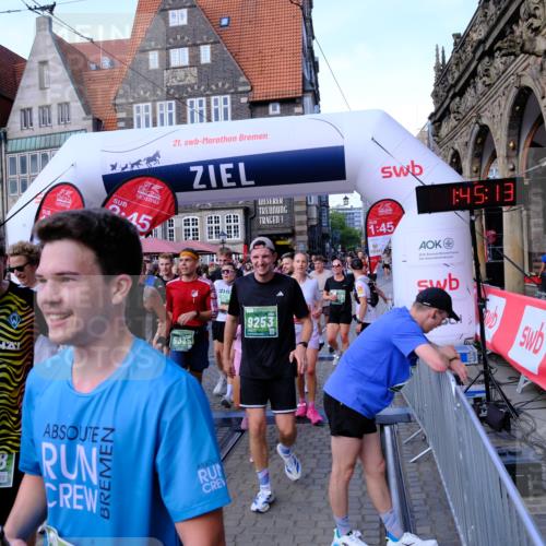 13.09.2026 - 21. swb-Marathon Bremen Tim E. http://msf.ph/oto/10379917 13.09.2026 13:15:35 Ziel 1664, 3357, 3743, 4111, 4382, 4646, 4992, 5003, 5149, 5385, 6011, 6526, 6773, 6902, 7346, 7432, 7497, 7515, 7717, 7730, 8086, 8254, 8255, 9253, 9338, 9483, 13137, 13139 meine-sportfotos.de
