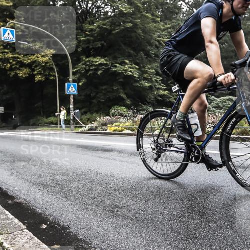 13.09.2026 - Stadtparktriathlon H.Heesch http://msf.ph/oto/10379972 13.09.2026 10:17:00 Radfahren 226 meine-sportfotos.de