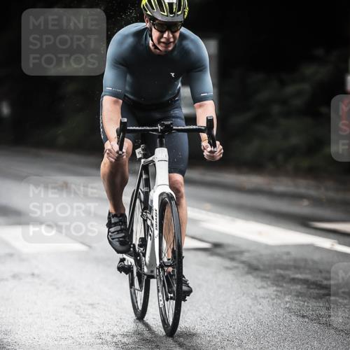 13.09.2026 - Stadtparktriathlon H.Heesch http://msf.ph/oto/10379988 13.09.2026 12:24:19 Radfahren 965, 1025, 1030, 1053, 1060 meine-sportfotos.de