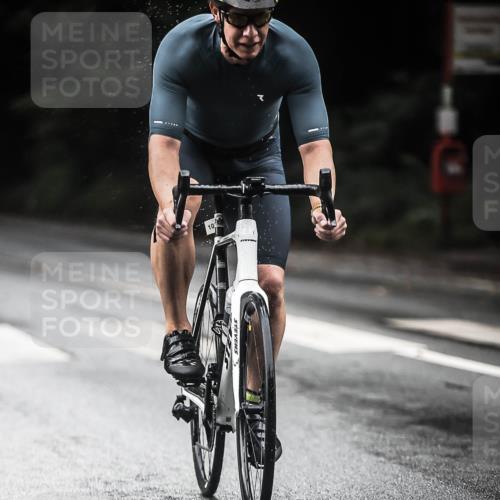 13.09.2026 - Stadtparktriathlon H.Heesch http://msf.ph/oto/10379996 13.09.2026 12:24:19 Radfahren 965, 1025, 1030, 1053, 1060 meine-sportfotos.de