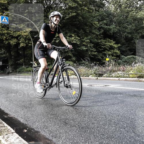 13.09.2026 - Stadtparktriathlon H.Heesch http://msf.ph/oto/10380041 13.09.2026 10:52:31 Radfahren 371, 490, 502, 518, 568, 575, 581, 584 meine-sportfotos.de