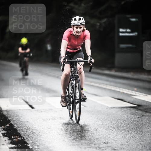 13.09.2026 - Stadtparktriathlon H.Heesch http://msf.ph/oto/10380043 13.09.2026 12:24:28 Radfahren 965, 977, 1025, 1053, 1111, 1186 meine-sportfotos.de