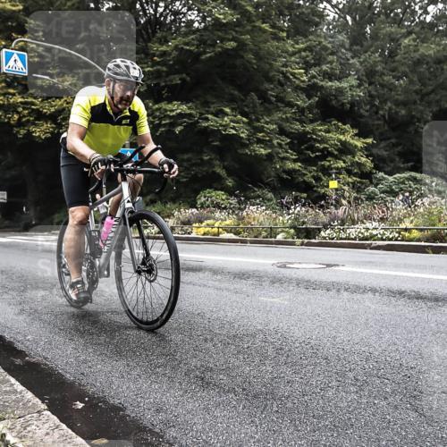 13.09.2026 - Stadtparktriathlon H.Heesch http://msf.ph/oto/10380045 13.09.2026 10:18:00 Radfahren 316, 364, 395, 421 meine-sportfotos.de