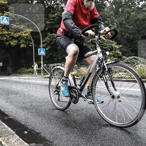 13.09.2026 - Stadtparktriathlon H.Heesch http://msf.ph/oto/10380087 13.09.2026 10:18:25 Radfahren 212, 251, 258, 276 meine-sportfotos.de