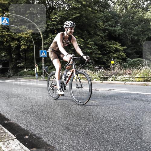 13.09.2026 - Stadtparktriathlon H.Heesch http://msf.ph/oto/10380093 13.09.2026 10:52:34 Radfahren 371, 412, 454, 479, 502, 518, 584 meine-sportfotos.de