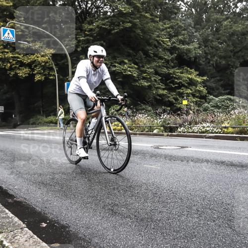 13.09.2026 - Stadtparktriathlon H.Heesch http://msf.ph/oto/10380110 13.09.2026 10:18:28 Radfahren 212, 251, 258, 276, 279 meine-sportfotos.de