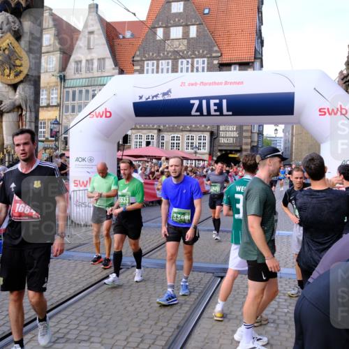 13.09.2026 - 21. swb-Marathon Bremen Tim E. http://msf.ph/oto/10380201 13.09.2026 13:16:04 Ziel 982, 1033, 2733, 3119, 3422, 3536, 3689, 3836, 3991, 4573, 5474, 5533, 5588, 5913, 6481, 6515, 9029, 9122, 9475, 9777, 13149, 13249 meine-sportfotos.de