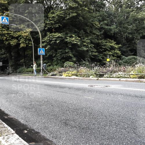 13.09.2026 - Stadtparktriathlon H.Heesch http://msf.ph/oto/10380267 13.09.2026 10:52:44 Radfahren 383, 529, 579 meine-sportfotos.de