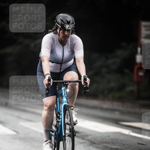 13.09.2026 - Stadtparktriathlon H.Heesch http://msf.ph/oto/10380282 13.09.2026 12:25:04 Radfahren 887, 1016, 1168 meine-sportfotos.de