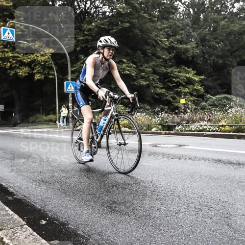 13.09.2026 - Stadtparktriathlon H.Heesch http://msf.ph/oto/10380292 13.09.2026 10:19:50 Radfahren 267, 406, 437 meine-sportfotos.de