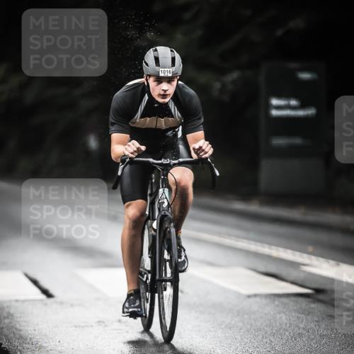13.09.2026 - Stadtparktriathlon H.Heesch http://msf.ph/oto/10380314 13.09.2026 12:25:08 Radfahren 887, 1016, 1031, 1036, 1168 meine-sportfotos.de