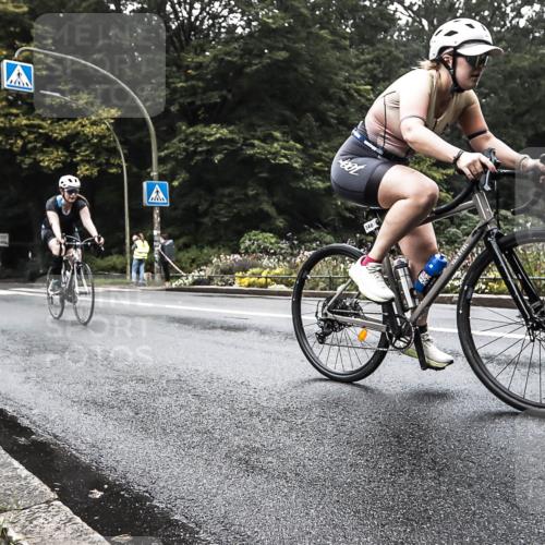 13.09.2026 - Stadtparktriathlon H.Heesch http://msf.ph/oto/10380326 13.09.2026 10:20:08 Radfahren 253, 346, 347 meine-sportfotos.de
