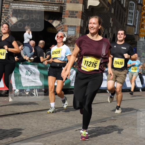 13.09.2026 - 21. swb-Marathon Bremen Strokosch-Dieckow http://msf.ph/oto/10380335 13.09.2026 11:04:34 Ziel 10182, 10245, 10291, 10390, 10516, 10526, 10613, 10671, 10672, 10913, 11214, 11215, 11221, 11318, 11336, 11539, 11720, 11726, 11740, 11909, 12001, 12103, 12113, 12276, 10198, 10283, 10481, 10877, 10940, 11006, 11114, 11364, 11366, 11592, 11705, 12005, 12493, 12495, 12498, 12500, 12502, 12563 meine-sportfotos.de