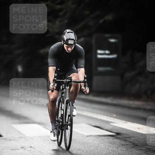 13.09.2026 - Stadtparktriathlon H.Heesch http://msf.ph/oto/10380340 13.09.2026 12:25:11 Radfahren 887, 1016, 1031, 1036, 1124 meine-sportfotos.de