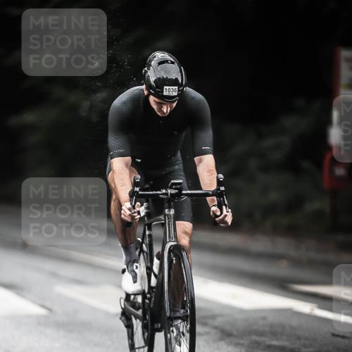 13.09.2026 - Stadtparktriathlon H.Heesch http://msf.ph/oto/10380352 13.09.2026 12:25:11 Radfahren 887, 1016, 1031, 1036, 1124 meine-sportfotos.de