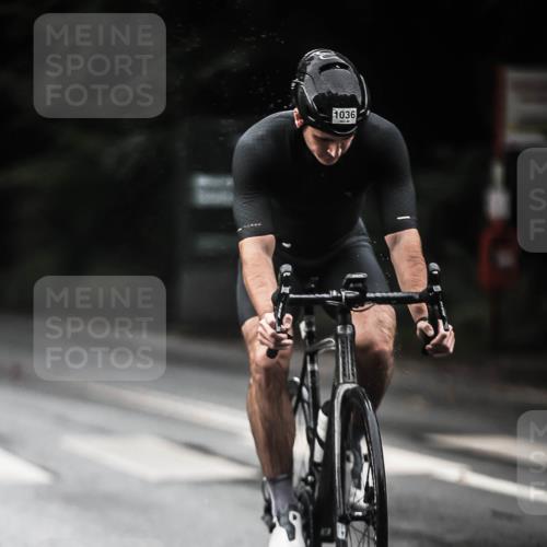 13.09.2026 - Stadtparktriathlon H.Heesch http://msf.ph/oto/10380357 13.09.2026 12:25:11 Radfahren 887, 1016, 1031, 1036, 1124 meine-sportfotos.de