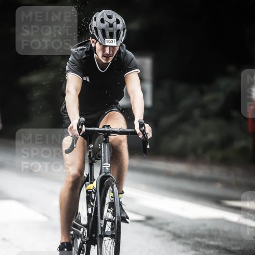 13.09.2026 - Stadtparktriathlon H.Heesch http://msf.ph/oto/10380367 13.09.2026 12:25:14 Radfahren 1016, 1031, 1036, 1085, 1104, 1124 meine-sportfotos.de