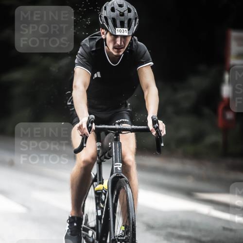 13.09.2026 - Stadtparktriathlon H.Heesch http://msf.ph/oto/10380372 13.09.2026 12:25:14 Radfahren 1016, 1031, 1036, 1085, 1104, 1124 meine-sportfotos.de