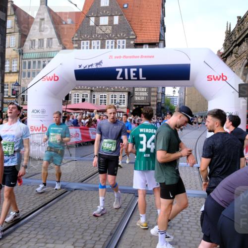 13.09.2026 - 21. swb-Marathon Bremen Tim E. http://msf.ph/oto/10380390 13.09.2026 13:16:10 Ziel 145, 982, 1955, 2733, 3119, 3149, 3422, 3536, 3689, 3836, 3991, 4573, 4823, 5430, 5474, 5588, 5913, 6481, 6515, 7307, 7413, 9122, 9278, 13149, 13249 meine-sportfotos.de
