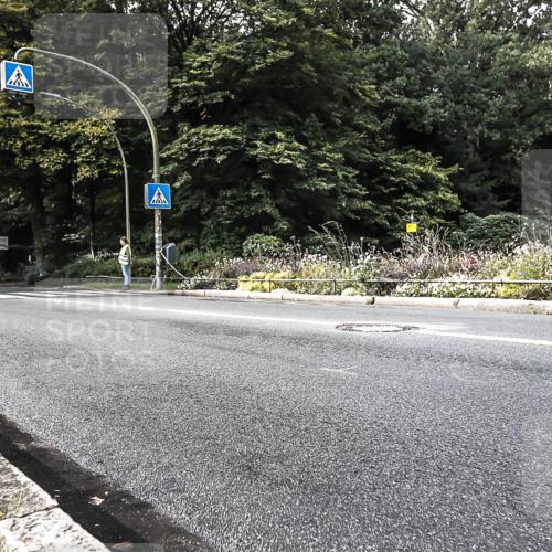 13.09.2026 - Stadtparktriathlon H.Heesch http://msf.ph/oto/10380397 13.09.2026 10:52:59 Radfahren 449, 553 meine-sportfotos.de