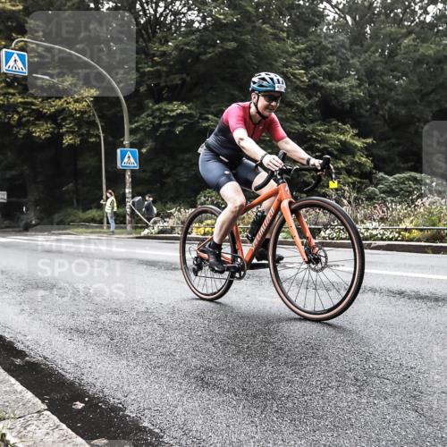 13.09.2026 - Stadtparktriathlon H.Heesch http://msf.ph/oto/10380437 13.09.2026 10:20:44 Radfahren 223, 420 meine-sportfotos.de