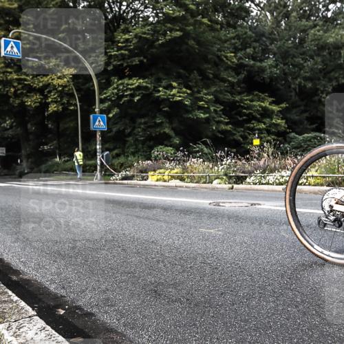 13.09.2026 - Stadtparktriathlon H.Heesch http://msf.ph/oto/10380442 13.09.2026 10:53:03 Radfahren 405, 449, 553, 691 meine-sportfotos.de