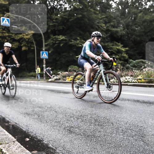 13.09.2026 - Stadtparktriathlon H.Heesch http://msf.ph/oto/10380450 13.09.2026 10:20:51 Radfahren 419, 429, 460, 462 meine-sportfotos.de