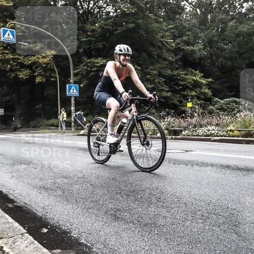 13.09.2026 - Stadtparktriathlon H.Heesch http://msf.ph/oto/10380465 13.09.2026 10:20:53 Radfahren 419, 429, 460, 462 meine-sportfotos.de