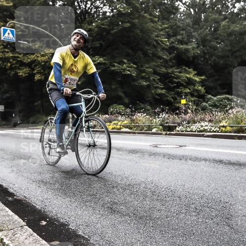 13.09.2026 - Stadtparktriathlon H.Heesch http://msf.ph/oto/10380491 13.09.2026 10:21:02 Radfahren 298, 324, 354, 357, 386 meine-sportfotos.de