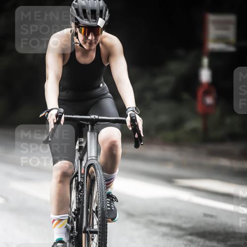 13.09.2026 - Stadtparktriathlon H.Heesch http://msf.ph/oto/10380497 13.09.2026 12:25:27 Radfahren 978, 1048, 1139 meine-sportfotos.de