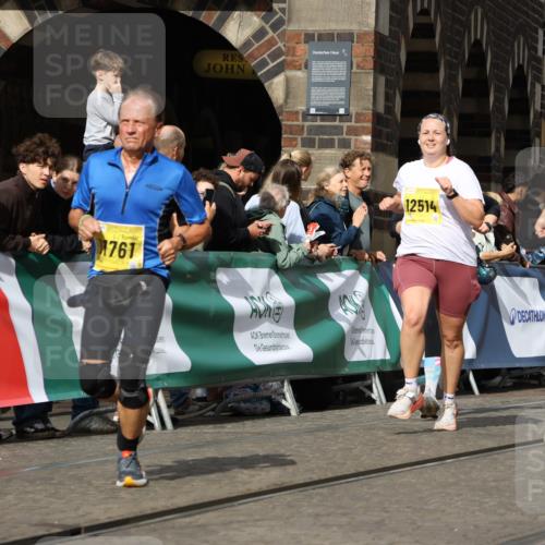 13.09.2026 - 21. swb-Marathon Bremen Strokosch-Dieckow http://msf.ph/oto/10380501 13.09.2026 11:04:41 Ziel 10182, 10245, 10291, 10526, 10613, 10755, 11214, 11215, 11221, 11248, 11336, 11410, 11720, 11726, 11740, 12009, 12276, 12929, 10198, 10283, 10315, 10729, 10741, 10855, 10856, 10940, 11006, 11133, 11272, 11366, 11395, 11518, 11705, 11757, 11939, 12005, 12420, 12493, 12495, 12498, 12500, 12502, 12563 meine-sportfotos.de