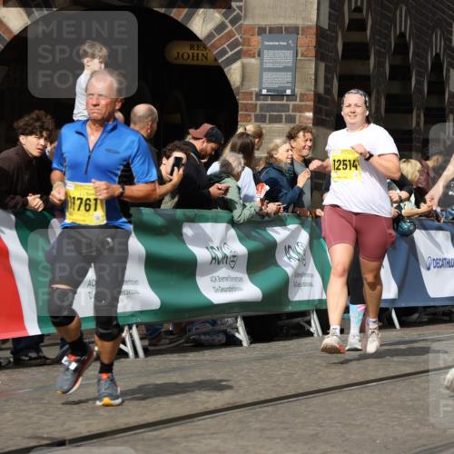 13.09.2026 - 21. swb-Marathon Bremen Strokosch-Dieckow http://msf.ph/oto/10380514 13.09.2026 11:04:41 Ziel 10182, 10245, 10291, 10526, 10613, 10755, 11214, 11215, 11221, 11248, 11336, 11410, 11720, 11726, 11740, 12009, 12276, 12929, 10198, 10283, 10315, 10729, 10741, 10855, 10856, 10940, 11006, 11133, 11272, 11366, 11395, 11518, 11705, 11757, 11939, 12005, 12420, 12493, 12495, 12498, 12500, 12502, 12563 meine-sportfotos.de