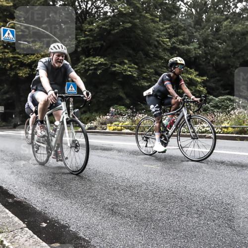 13.09.2026 - Stadtparktriathlon H.Heesch http://msf.ph/oto/10380537 13.09.2026 10:21:24 Radfahren 265, 331, 353, 358, 363, 392 meine-sportfotos.de