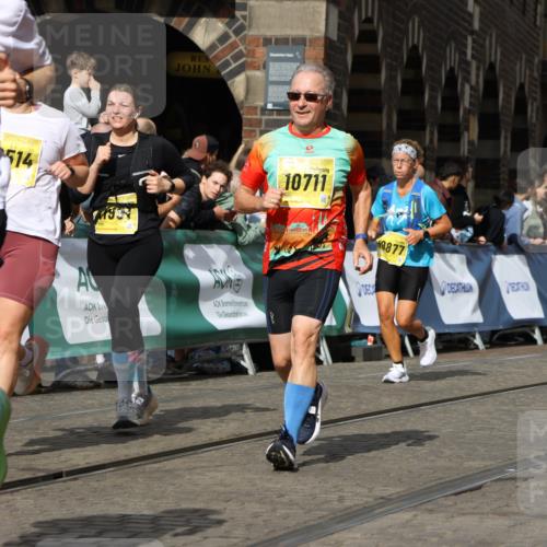 13.09.2026 - 21. swb-Marathon Bremen Strokosch-Dieckow http://msf.ph/oto/10380572 13.09.2026 11:04:43 Ziel 10160, 10182, 10245, 10291, 10526, 10613, 10711, 10755, 11214, 11215, 11221, 11248, 11336, 11410, 11720, 11740, 11761, 12009, 12929, 10198, 10283, 10315, 10729, 10741, 10855, 10856, 10940, 11006, 11133, 11272, 11395, 11518, 11757, 11939, 12005, 12235, 12420, 12493, 12495, 12498, 12500, 12502, 12563 meine-sportfotos.de