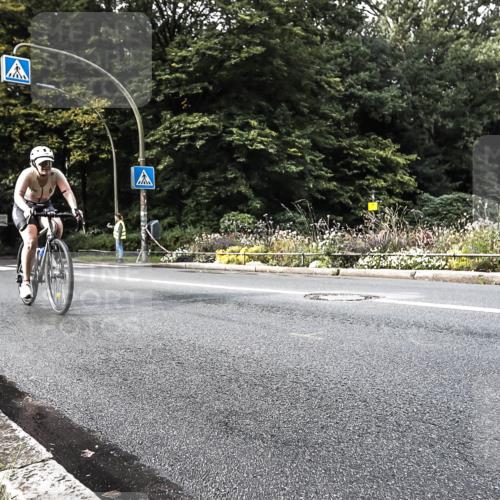 13.09.2026 - Stadtparktriathlon H.Heesch http://msf.ph/oto/10380590 13.09.2026 10:53:51 Radfahren 346, 389, 419, 533 meine-sportfotos.de