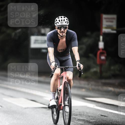 13.09.2026 - Stadtparktriathlon H.Heesch http://msf.ph/oto/10380613 13.09.2026 12:25:48 Radfahren 951, 974, 981, 1097 meine-sportfotos.de