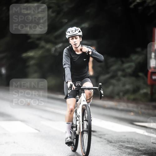 13.09.2026 - Stadtparktriathlon H.Heesch http://msf.ph/oto/10380639 13.09.2026 12:25:56 Radfahren 1005, 1065, 1141, 1150 meine-sportfotos.de