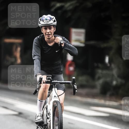 13.09.2026 - Stadtparktriathlon H.Heesch http://msf.ph/oto/10380656 13.09.2026 12:25:56 Radfahren 1005, 1065, 1141, 1150 meine-sportfotos.de