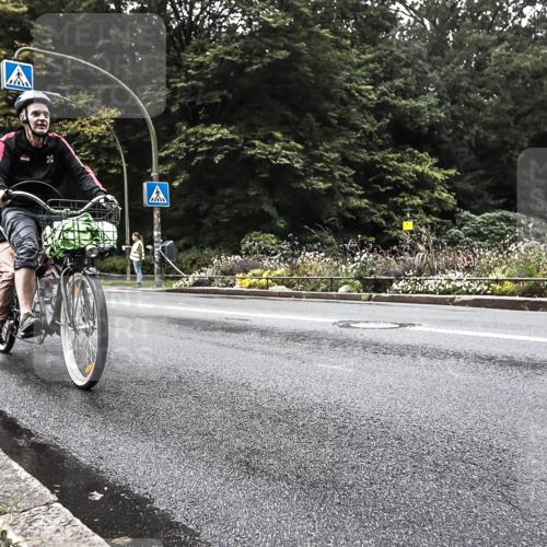 13.09.2026 - Stadtparktriathlon H.Heesch http://msf.ph/oto/10380657 13.09.2026 10:21:52 Radfahren 214, 332, 342, 422 meine-sportfotos.de
