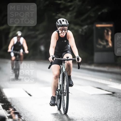 13.09.2026 - Stadtparktriathlon H.Heesch http://msf.ph/oto/10380673 13.09.2026 12:25:58 Radfahren 1005, 1065, 1141, 1150 meine-sportfotos.de