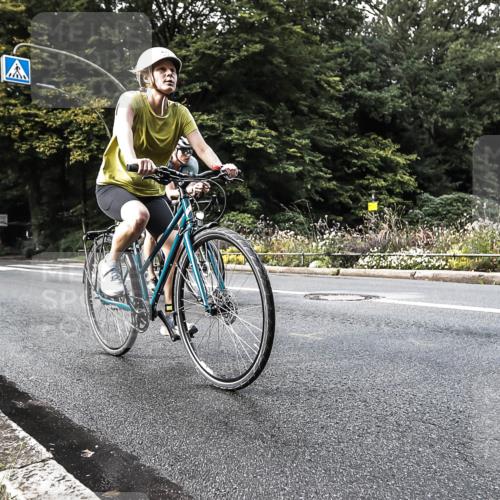 13.09.2026 - Stadtparktriathlon H.Heesch http://msf.ph/oto/10380674 13.09.2026 10:54:06 Radfahren 408, 519, 622 meine-sportfotos.de