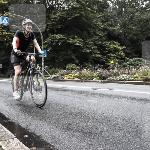 13.09.2026 - Stadtparktriathlon H.Heesch http://msf.ph/oto/10380677 13.09.2026 10:21:58 Radfahren 234, 371 meine-sportfotos.de