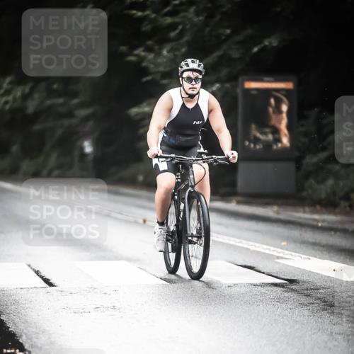 13.09.2026 - Stadtparktriathlon H.Heesch http://msf.ph/oto/10380702 13.09.2026 12:26:00 Radfahren 1005, 1065, 1141, 1150 meine-sportfotos.de