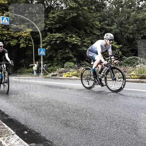 13.09.2026 - Stadtparktriathlon H.Heesch http://msf.ph/oto/10380704 13.09.2026 10:54:22 Radfahren 445, 459, 466, 468, 471, 472 meine-sportfotos.de