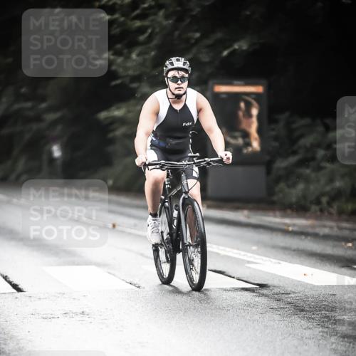 13.09.2026 - Stadtparktriathlon H.Heesch http://msf.ph/oto/10380706 13.09.2026 12:26:00 Radfahren 1005, 1065, 1141, 1150 meine-sportfotos.de