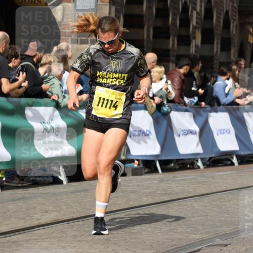 13.09.2026 - 21. swb-Marathon Bremen Strokosch-Dieckow http://msf.ph/oto/10380709 13.09.2026 11:04:46 Ziel 10160, 10182, 10245, 10526, 10613, 10711, 10755, 10877, 11214, 11215, 11248, 11336, 11410, 11720, 11740, 11761, 11991, 12009, 12929, 10315, 10465, 10729, 10741, 10850, 10855, 10856, 10975, 11006, 11133, 11272, 11395, 11518, 11757, 11939, 12235, 12420, 12493, 12495, 12498, 12500, 12502, 12522, 12563 meine-sportfotos.de